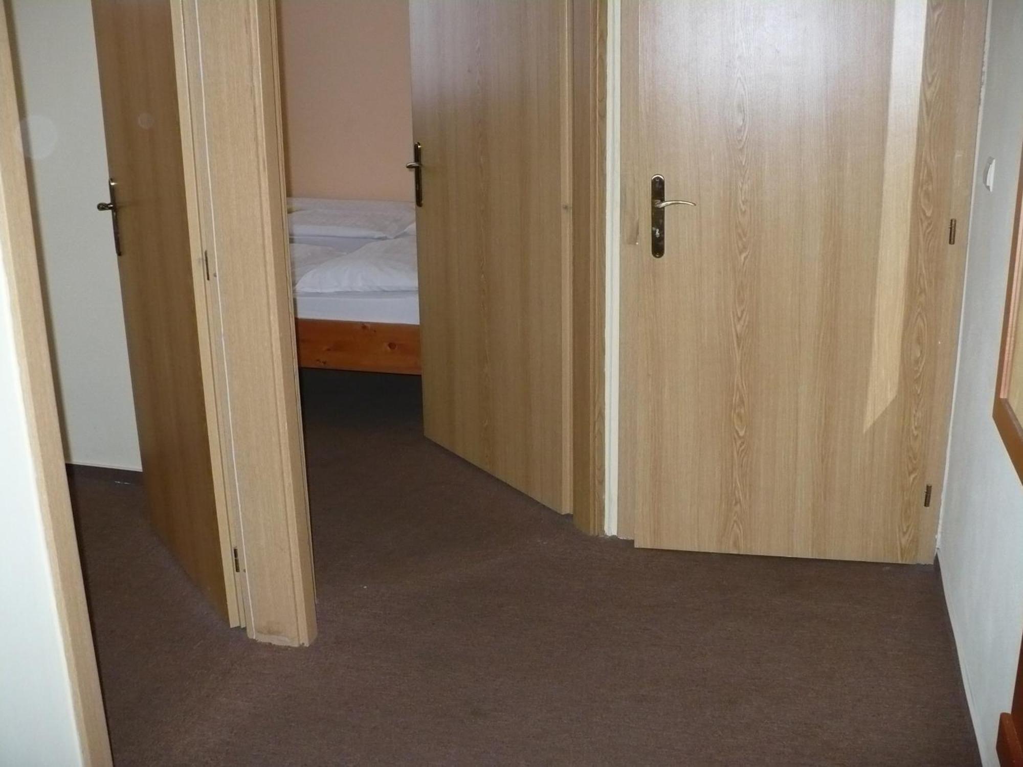 Motel Ranc Ружомберок Экстерьер фото