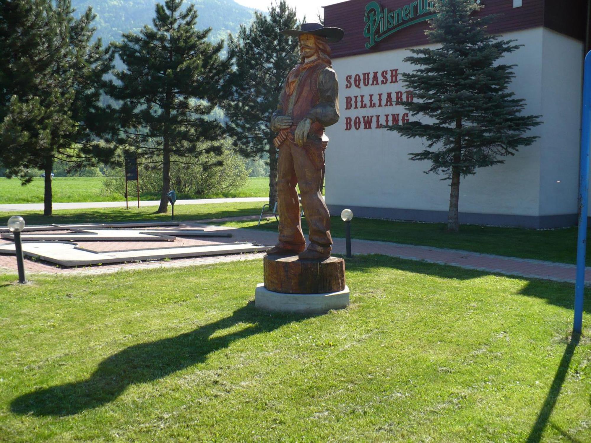 Motel Ranc Ружомберок Экстерьер фото