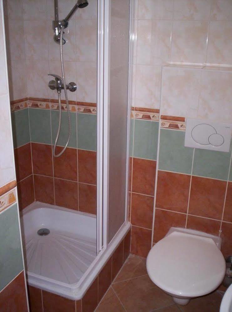 Motel Ranc Ружомберок Экстерьер фото