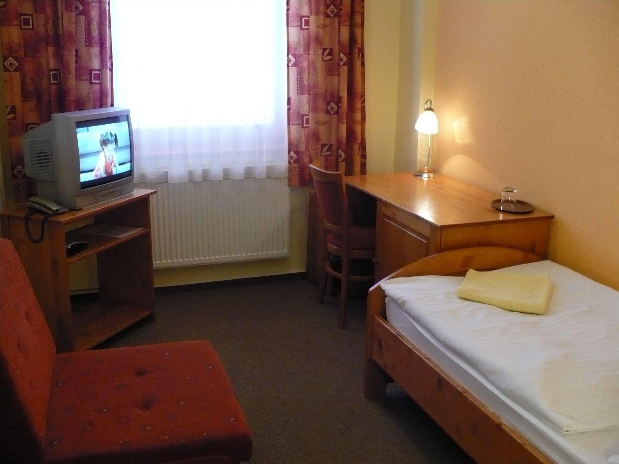Motel Ranc Ружомберок Экстерьер фото